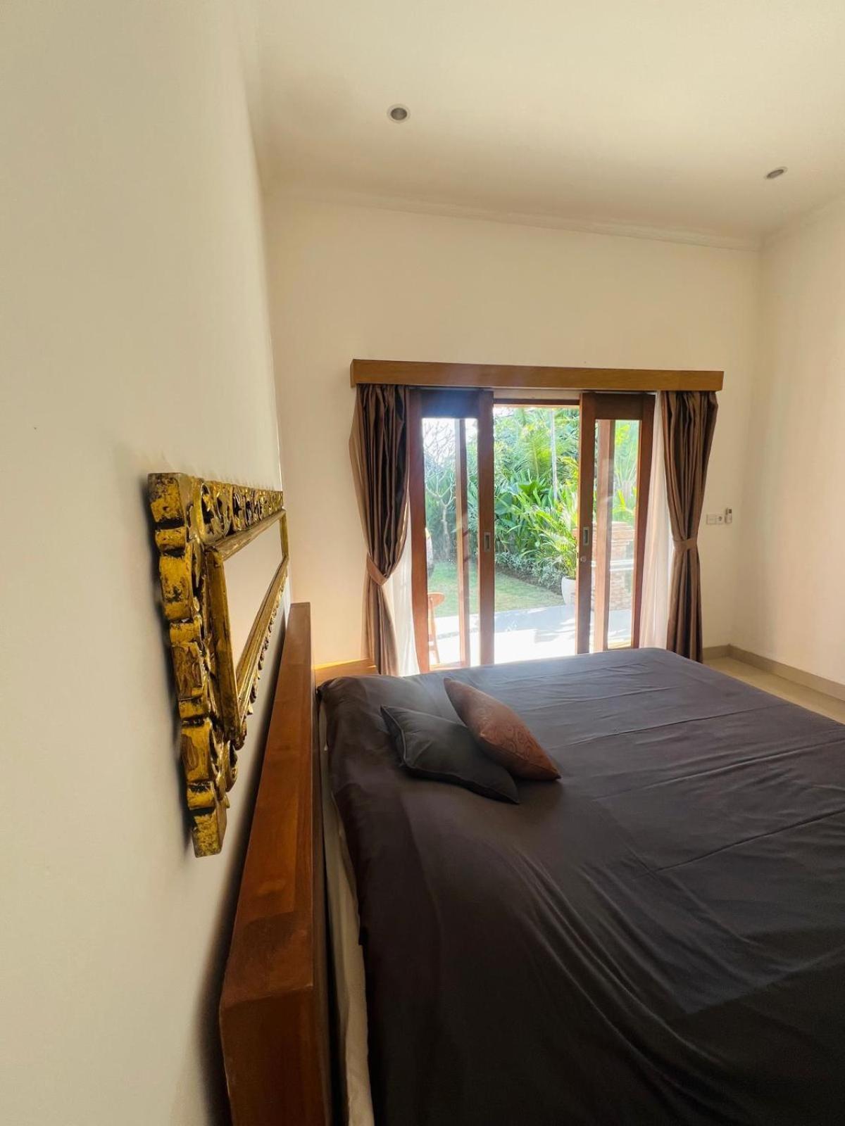 Wiryaroja Guest House Canggu Εξωτερικό φωτογραφία