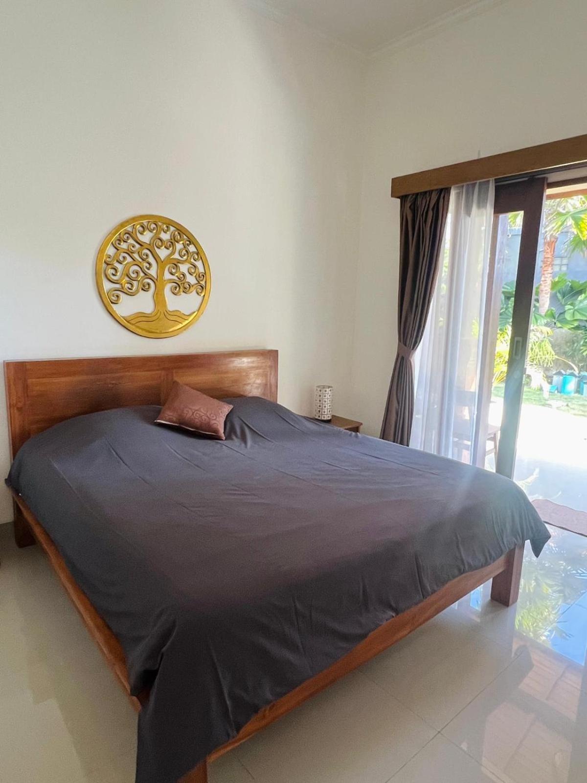 Wiryaroja Guest House Canggu Εξωτερικό φωτογραφία